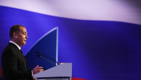 Štúdio 24: Medvedev pohrozil útokmi na Berlín. Verbálne sa utrhol z reťaze, tvrdí odborník