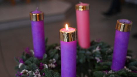 Advent začal: Prvou adventnou nedeľou sa začína čas duchovnej prípravy na Vianoce