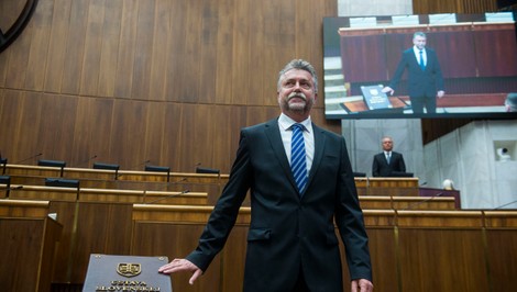 Jozef Hajko (KDH) opúšťa parlamentné lavice. „Možno som zlyhal aj ja.“