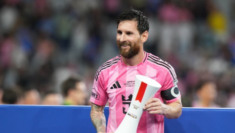 MESSI oslávil STÝ gól v drese Miami ziskom trofeje