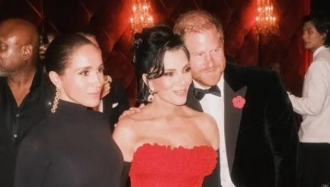 Meghan a Harry zažiarili na celebritnej párty. "Nevkusné!" zúria v kráľovskom paláci