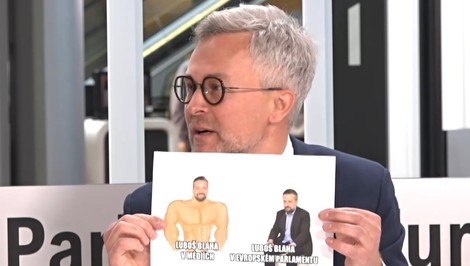 Krutílek v relácii: Z Ruska politicky nikdy nič dobré neprišlo. Na Blahu vytiahol memečko