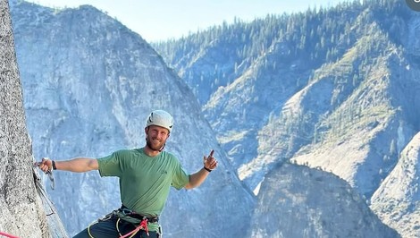 Na El Capitane prekonával rekordy. Známy horolezec zomrel v Sierra Nevade