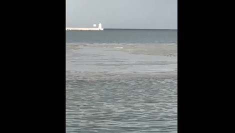 Turisti v Chorvátsku v šoku. Za pár minút sa hladina mora zdvihla o pol metra