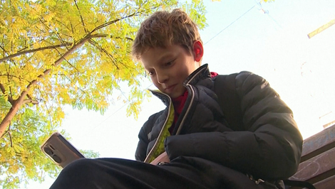 MIRRI chystá veľký zákon na ochranu detí online. Riešiť má sociálne siete aj deepfaky