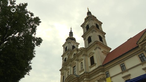 Šaštín spája Slovensko. Tisíce veriacich hľadajú nádej a vnútorný pokoj