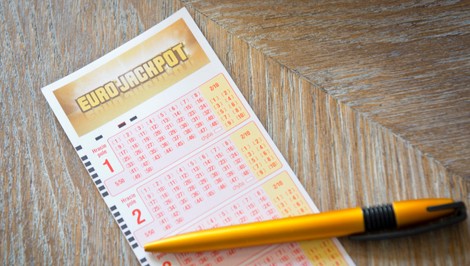 Nový milionár zo Slovenska: Odborníci radia zachovať chladnú hlavu a investovať rozumne