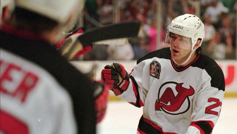 Zomrela legenda NHL. Po týždni od úmrtia prišla šokujúca správa