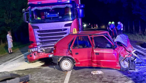 Tragická zrážka auta s kamiónom: Nehodu neprežil 71-ročný vodič