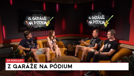 Z garáže na pódium: No one