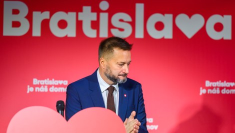 Vallo reagoval na Rážov plán ísť spať o deviatej: „Závidím mu to, dobre robí.“