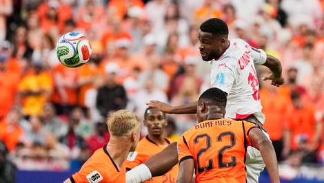 Oranjes prví v skupine F, Japonsko sa stretne s Brazíliou