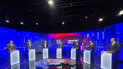 „Kraj sponzoruje advokátov a prehráva spory!“ Predvolebná diskusia priniesla ostré obvinenia z miliónových pokút
