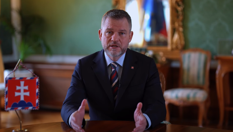 Ani prelomené veto nezabralo. Prezident odmieta podpísať zákon o ÚOO