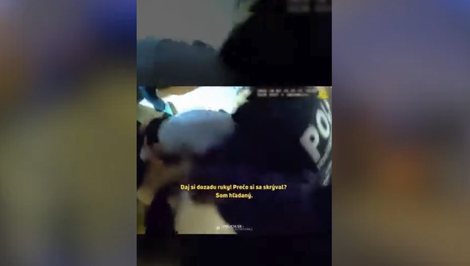 Odsúdeného muža chytili po dvoch rokoch. Skrýval sa v Bratislave pod schodiskom