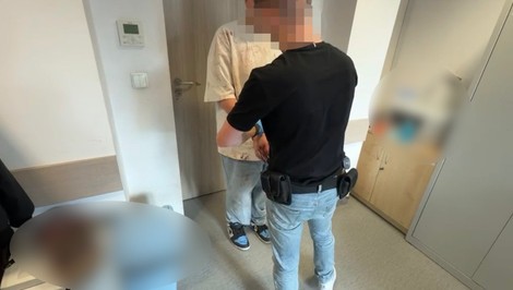 Mladý Slovák je podozrivý z dobodania partnerky vo Varšave. Mužovi hrozí doživotie