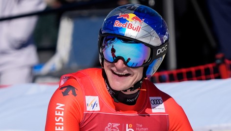 Kráľ Marco. ODERMATT piatykrát po sebe ovládol Svetový pohár