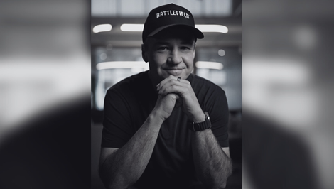 Pri dopravnej nehode zomrel známy vývojár videohier Vince Zampella