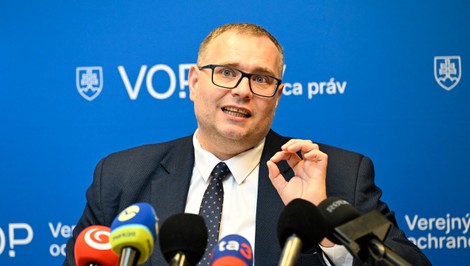 Dobrovodský napadol na Ústavnom súde podmienky registrácie cirkví