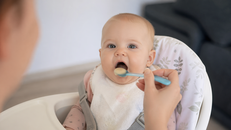 České úrady zakázali predaj 44 druhov dojčenských výživ pre obsah toxínu cereulid