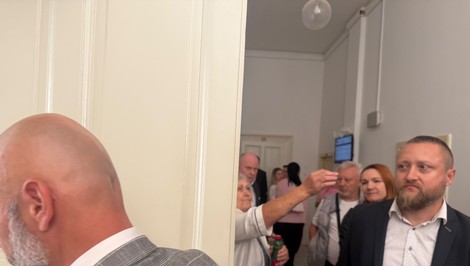 Na súde v Nitre sa začalo pojednávanie v kauze Chata Čifáre