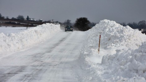 Slovensko bojuje so snehovými závejmi. Aké počasie náš čaká najbližšie dni?