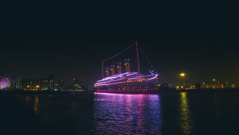 Titanic sa vrátil: Impozantná dronová šou oživila legendárny príbeh