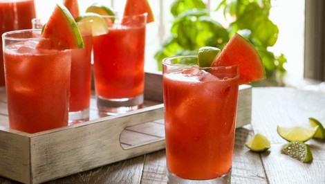 Chcete skutočný "fitdrink"? Známy lekár radí, ktoré nápoje vám naozaj pomôžu