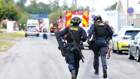 Streľba na severe Dánska si vyžiadala troch zranených. Medzi nimi je aj policajt