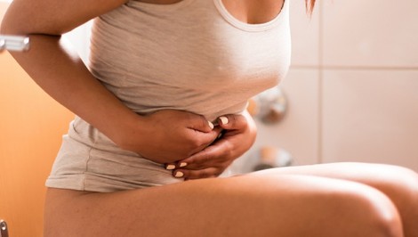 Máte HNAČKU dlhšie ako mesiac? Týchto 13 príčin ju može spôsobovať