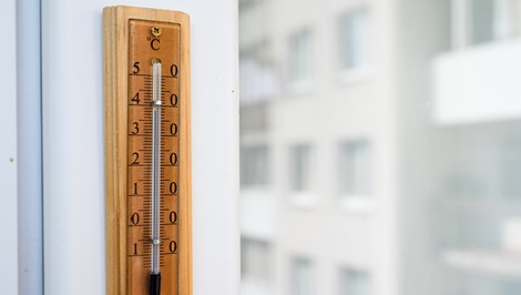 Slovensko čaká tropický pondelok. Na väčšine územia platí najvyšší stupeň výstrahy