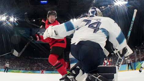 Kanada znižuje na 1:2