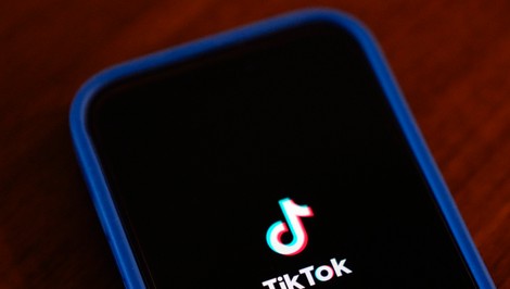 Nebezpečný trend z TikToku pripravil o život 13-ročné dievča