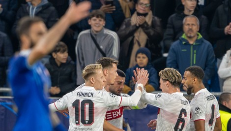 Slovan po polčase prehráva so Stuttgartom, hostia sú lepší vo všetkom