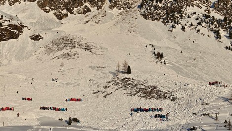 Slovák (†40) zahynul v Rakúsku pod lavínou