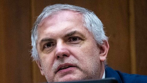 100-tisícové pokuty za prieskumy? SNS chce nové pravidlá, opozícia hovorí o šikane