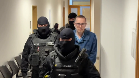 Šesť obetí vrátane tehotnej ženy a osemmesačného dieťaťa. Vrah z masakru na Vajnorskej žiada už štvrtý raz o slobodu