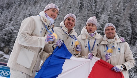 Zlatá radosť pre francúzske biatlonové kvarteto, Česko šieste