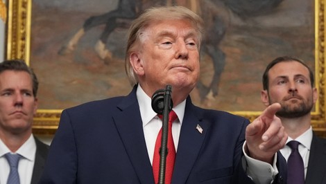 Trumpovi vyšiel dôležitý krok pred voľbami. Najvyšší súd zasiahol do sporu o hlasovanie poštou