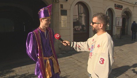 Ľudia neverili vlastným očiam. Ulicami Bratislavy lietal Aladin na koberci