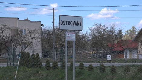 Bitka v osade sa vyhrotila. Zasahujúci žandár skončil v nemocnici