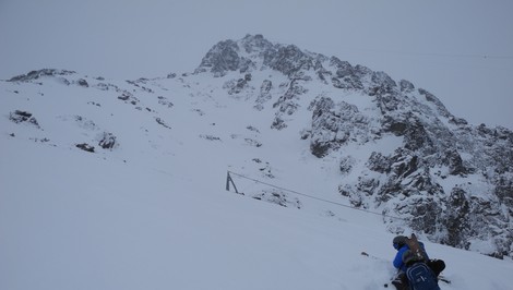 Lavína v Alpách zabila päť horolezcov. Medzi nimi bolo aj 17-ročné dievča