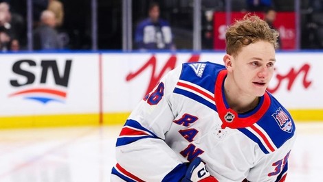 SÝKORA debutoval v NHL s číslom 38