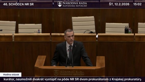 Žilinka v parlamente reagoval na kritiku: Rozhodnutia s politikmi nekonzultujem