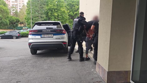 Policajti v Lučenci zadržali Slováka, na ktorého bol vydaný medzinárodný zatykač