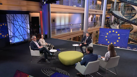 Európa od A po Z: Zoberú Slovensku eurofondy? Padli slová o rozkrádaní aj útoku na vládu