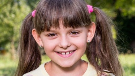 Pamätáte si malú Anežku zo seriálu Prázdniny? Dnes je z nej poriadna KOČKA!