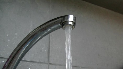 Vo Zvolene hlásia nedostatok pitnej vody. Používať ju možno len na základné potreby