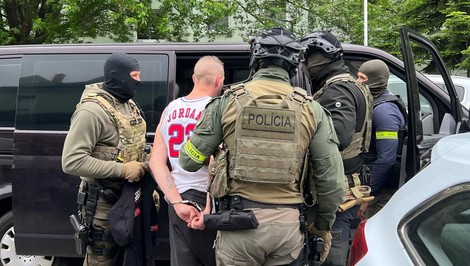 Mladistvé dievčatá nútili k sexuálnym službám. Páchateľov odsúdili