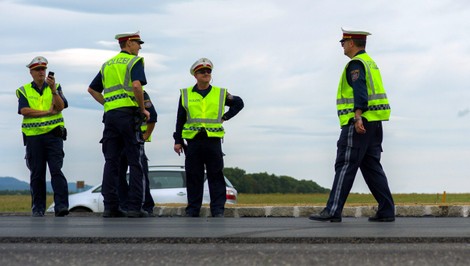 Kontroly na hraniciach sa nekončia. Rakúsko oznamuje ďalšie sprísnenie